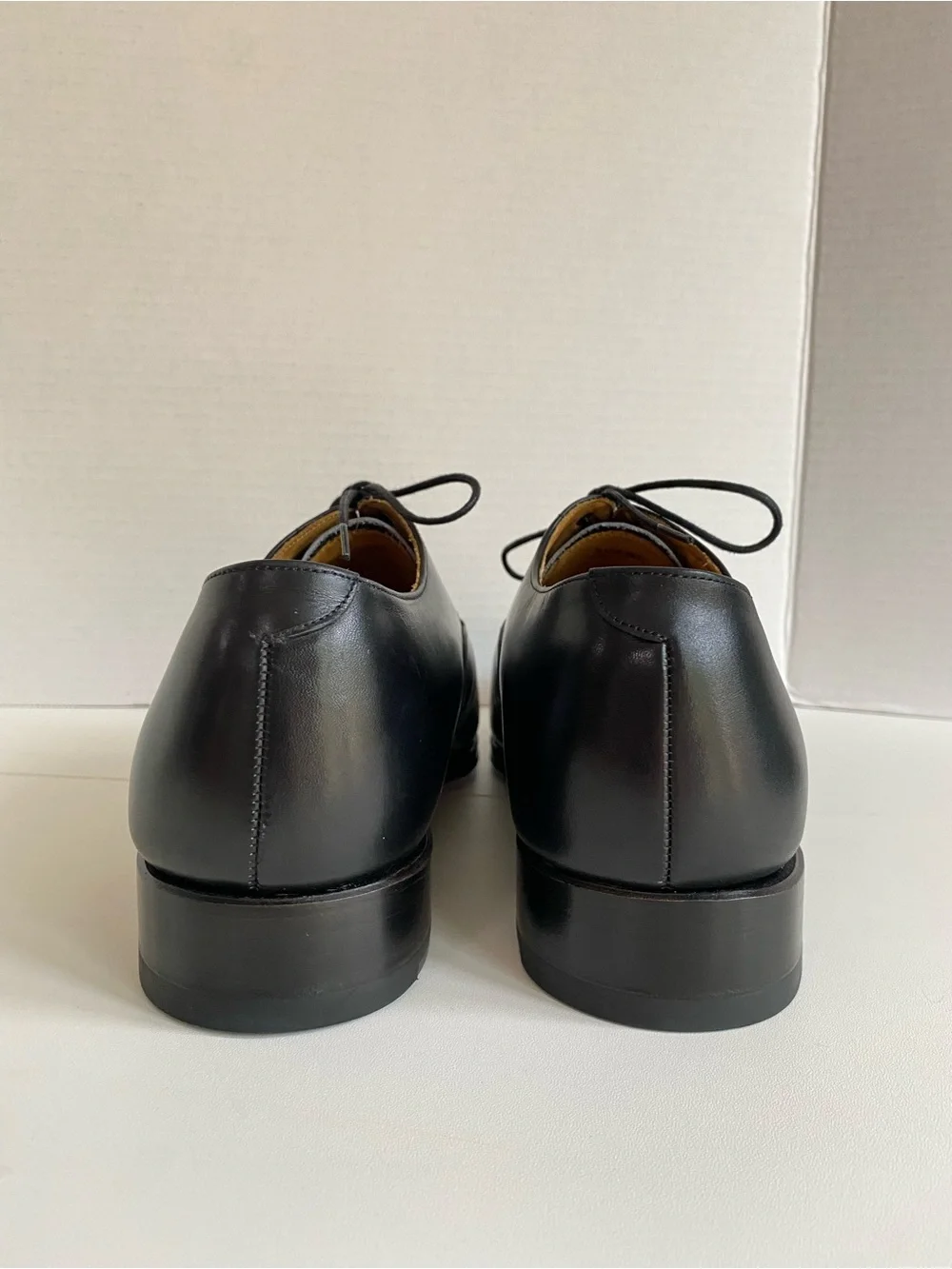 Meermin Classic Black Leather Cap Toe Oxfords Men’s 7 Women’s 9